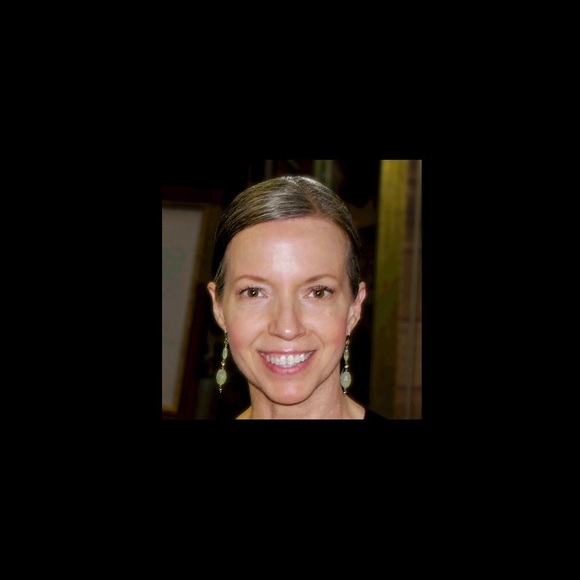 Meet your Posher, Sandra - Picture 1 of 2